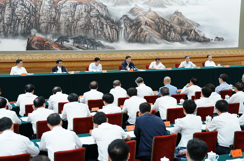 　　7月5日，中共中央總書記、國家主席、中央軍委主席習(xí)近平在北京出席深化黨和國家機構(gòu)改革總結(jié)會議并發(fā)表重要講話。新華社記者 王曄 攝